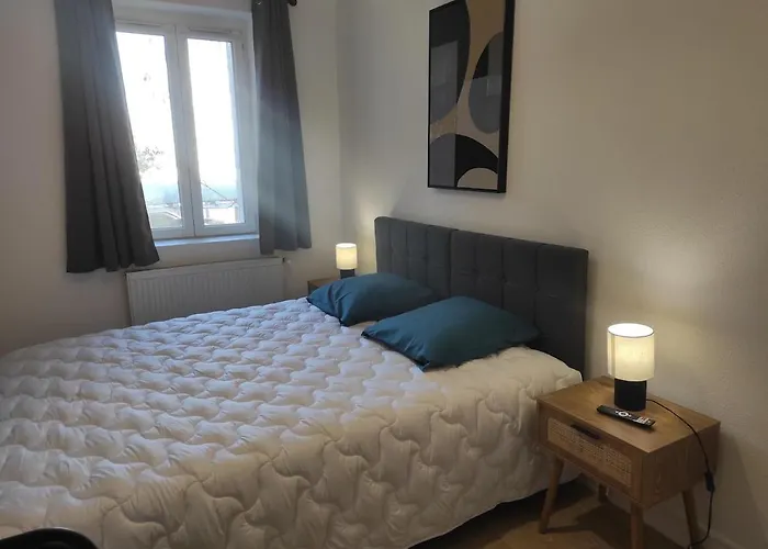 Апартаменты Avec Lit Queensize Нанси